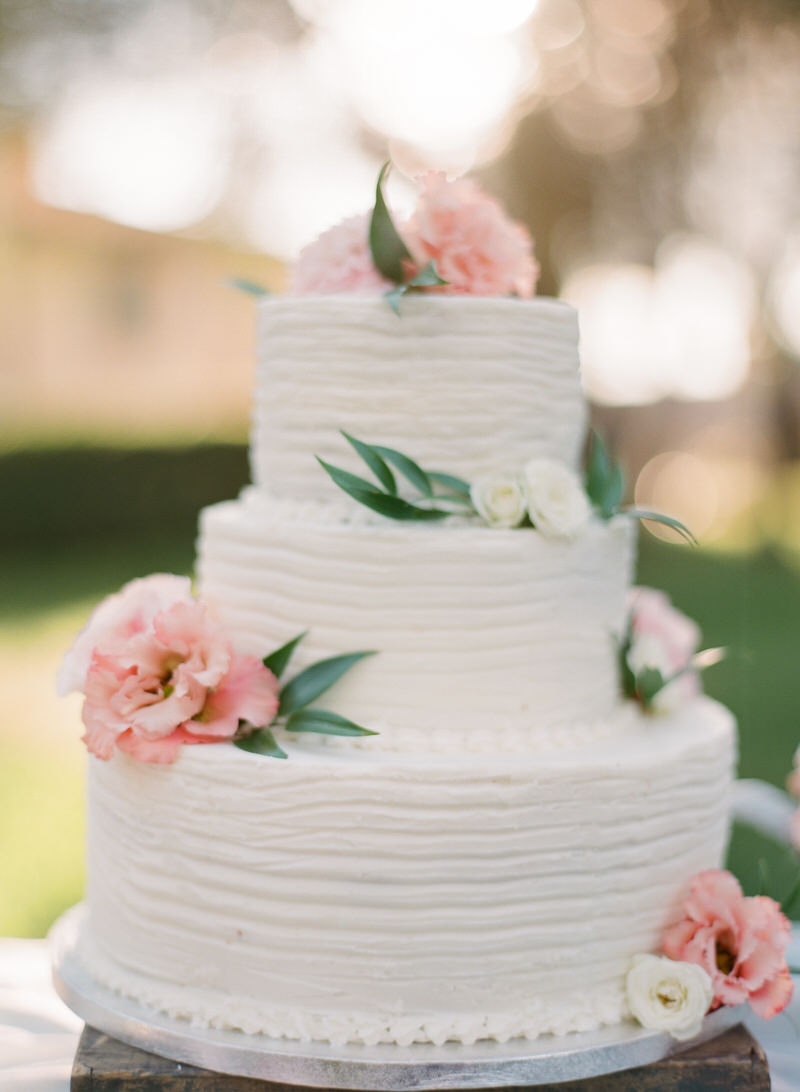 Dreamy Wedding Cake