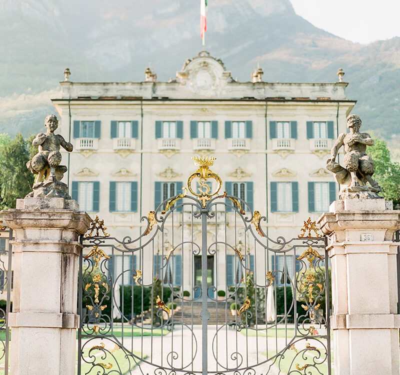 Stunning Architecture and Love: Pre-Wedding Shoot at Lake Como