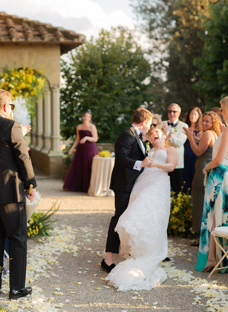 Villa Le Fontanelle Walking Down The Aisle