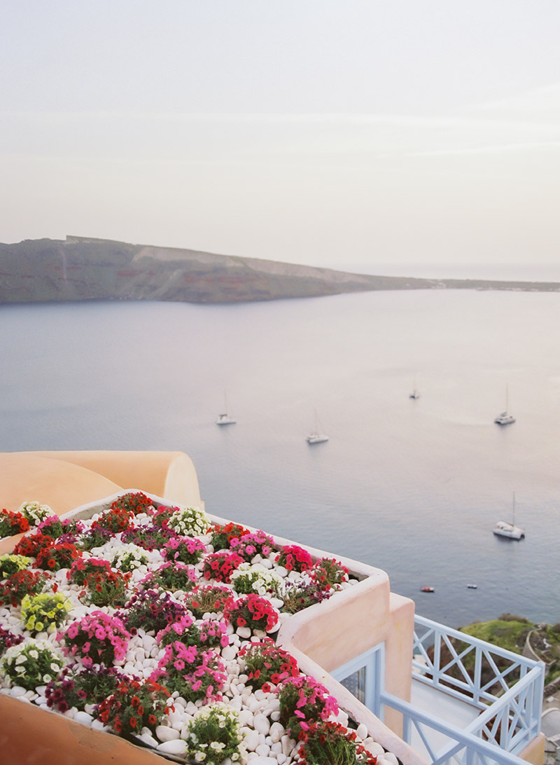 Peter and Veronika Photography Santorini Wedding